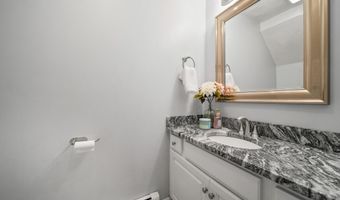 2 Taylor Mill Rd 1, Atkinson, NH 03811