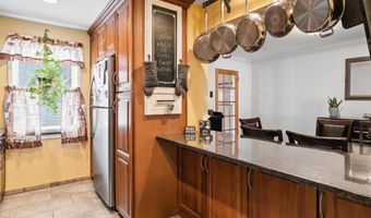 12 EGAN Ct, Bayonne, NJ 07002