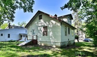 38393 N Lakeside Pl, Antioch, IL 60002