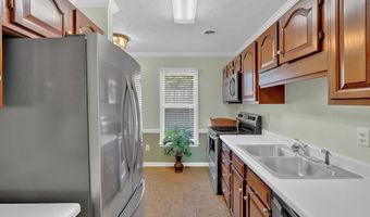 817 NE Wayne Ave 17, Abingdon, VA 24210