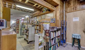 1041 Military Ave, Baxter Springs, KS 66713