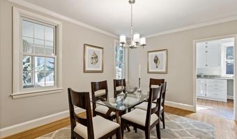 5013 WORTHINGTON Dr, Bethesda, MD 20816