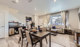 21613 E 59th Pl, Aurora, CO 80019