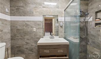 2206 N Fernwood Dr, Savannah, GA 31404