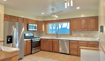 539 W Rose Ave, Addison, IL 60101