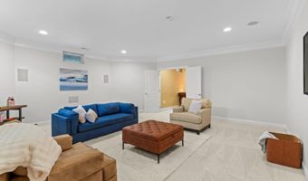 24176 SPRING MEADOW Cir, Aldie, VA 20105