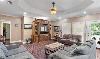 671 SE Fox Rd, Bogue Chitto, MS 39629