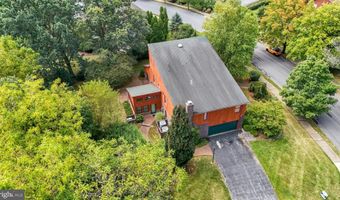 3908 SHORT HILL Dr, Allentown, PA 18104