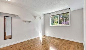9645 Independence Dr #D103, Anchorage, AK 99507