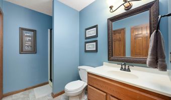 6575 Robin Hood Dr, Indianapolis, IN 46227