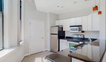 330 N CHARLES St 3C, Baltimore, MD 21201