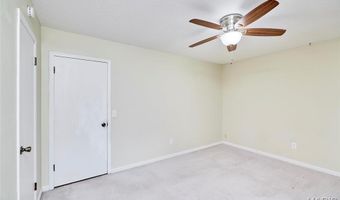 241 Valleyoak Ct, Ballwin, MO 63021