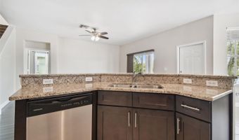 5222 CLOVER MIST Dr, Apollo Beach, FL 33572