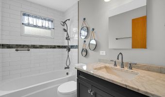 11811 S Tripp Ave, Alsip, IL 60803