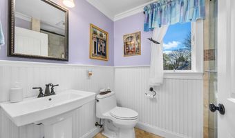 55 Tonela Ln, Barnstable, MA 02630