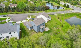 8 Liam Ct, Algonquin, IL 60102