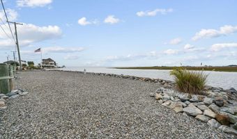 257 Sandlewood Dr, Bayville, NJ 08721