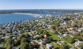 4 James St 1, Middletown, RI 02842