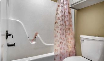 6513 BAYOU CROSSING Dr, Alexandria, LA 71303