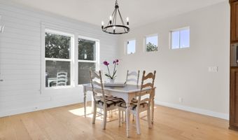 1004 S 46TH St, Springfield, OR 97478