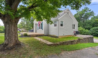 602 Ridge Ave, Aurora, IN 47001