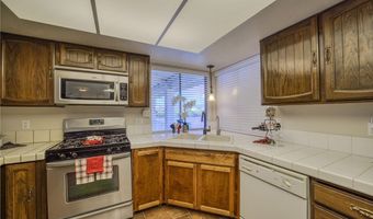 635 Riverfront Dr, Bullhead City, AZ 86442