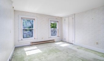 40 Washington St, Ayer, MA 01432