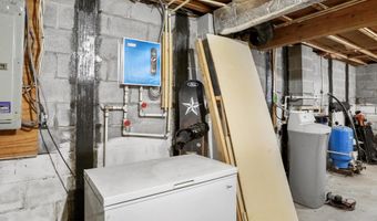 1251 DELRAY Rd, Augusta, WV 26704