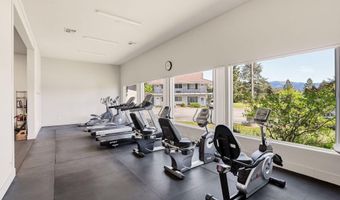 150 Links Dr, Blanchard, ID 83804