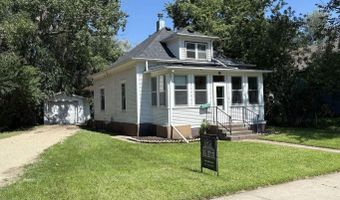 701 SE 9th Ave, Aberdeen, SD 57401