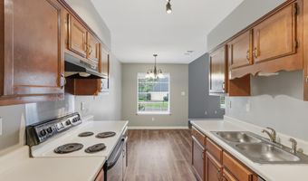 6608 SUNGATE Dr S, Bartlett, TN 38135