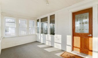 409 W Adams St, Arlington, MN 55307