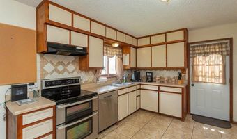 14 Nichol St, Carlsbad, NM 88220