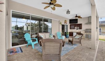 806 EAGLE Ln, Apollo Beach, FL 33572