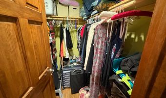 1105 Benton St, Albany, MO 64402