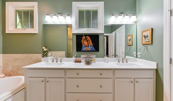 9 Bajala Dr E, Beaufort, SC 29907