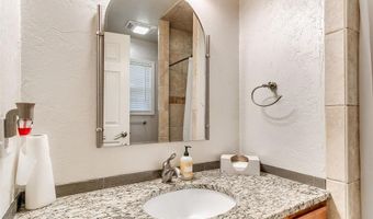 4604 N Peniel Ave, Bethany, OK 73008