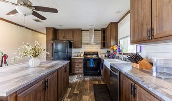 1121 Futch Rd, Adel, GA 31620