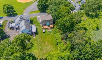 119 East Rd, Belford, NJ 07718