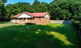 111 Stacey Dr, Batesville, AR 72501