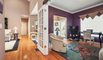 136 Thistle Pond Dr 136, Bloomfield, CT 06002