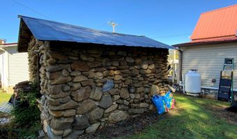 96 Connaheta Ave, Andrews, NC 28901