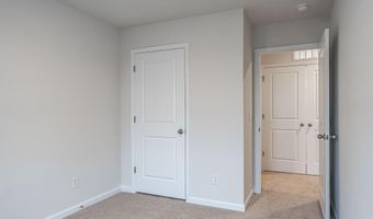 205 Maddox Dr, Aberdeen, NC 28315