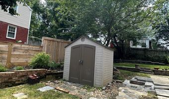 2723 FARNSWORTH Dr, Alexandria, VA 22303