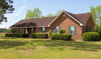 68 Smart Rd, Baxley, GA 31513