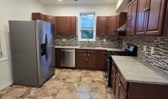 549 AVENUE E 2nd Floor, Bayonne, NJ 07002