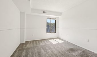 4500 S FOUR MILE RUN Dr 220, Arlington, VA 22204