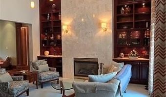 918 Oak Dr, Woodstock, GA 30189