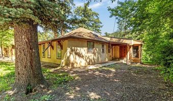 8953 Grand Ave, Beulah, CO 81023