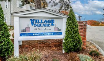 93 Park Ave 1204, Danbury, CT 06810